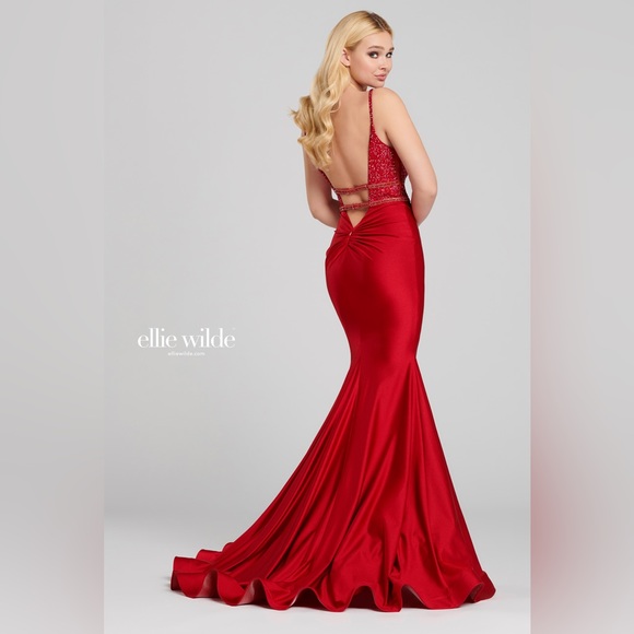 NWT Ellie Wilde Gorgeous Ruby Red Gown Prom Size 12